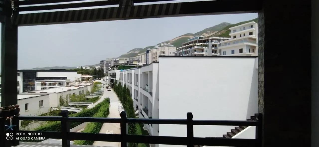 Matthews Beach House Vlore Albania